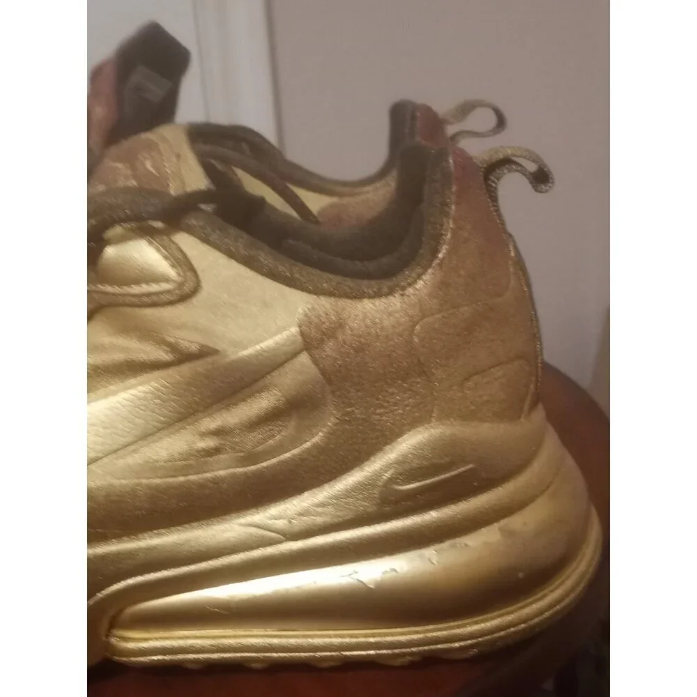 Nike Air Max 270 React CI3866-600 Gym Metallic Gold Spray Paint Mens Size 8.5